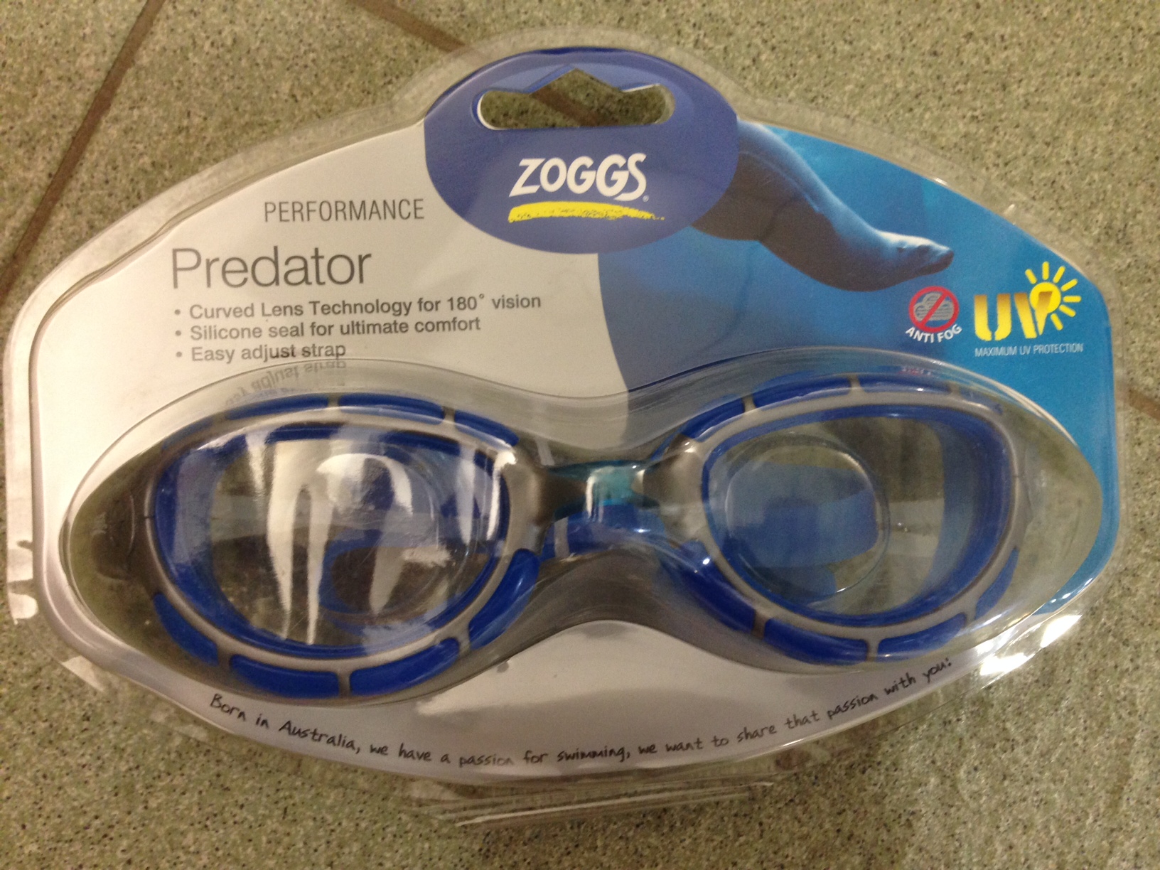 Zoggs Predator Wiro-Frame Goggles - Review It